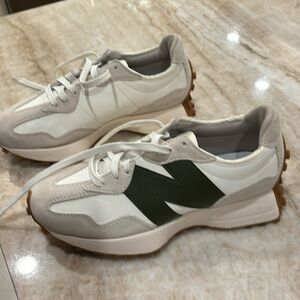 Men’s 6.5 New Balance Sneakers 327 - Salt and Forest Green